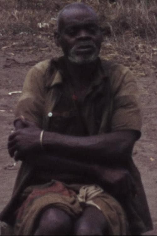 Mpambanda, o curandeiro, a contrar uma história